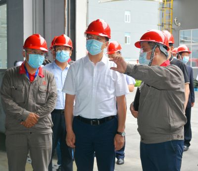 落实防汛事情 筑牢清静防地|潍坊市委书记惠新安调研山东九州酷游药业防汛及汛期企业清静生产事情