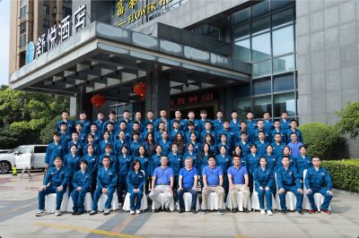 2022年九州酷游医药“斗争谱写生长新华章”大学生入职培训举行开营仪式